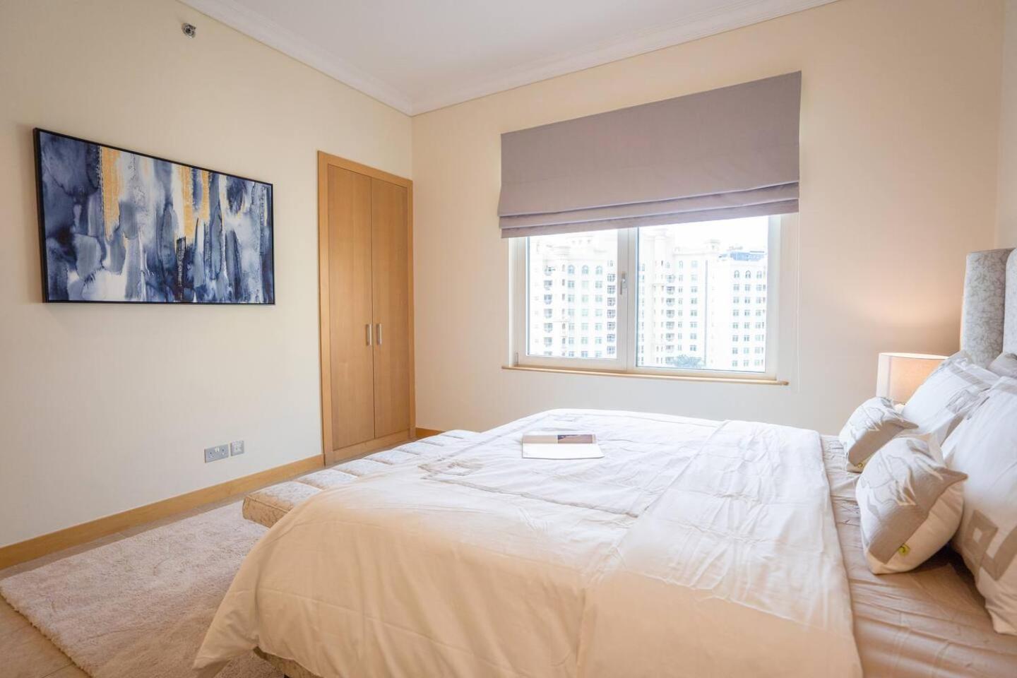 The Palm 602 4br Club Access Dubai