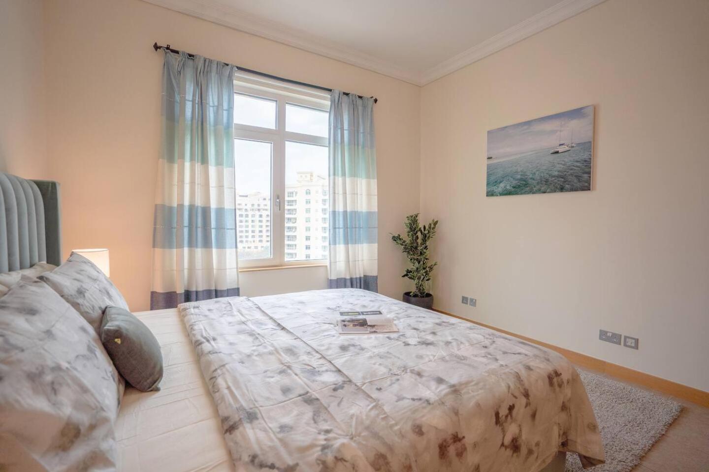 Apartment The Palm 602 4br Club Access Dubai