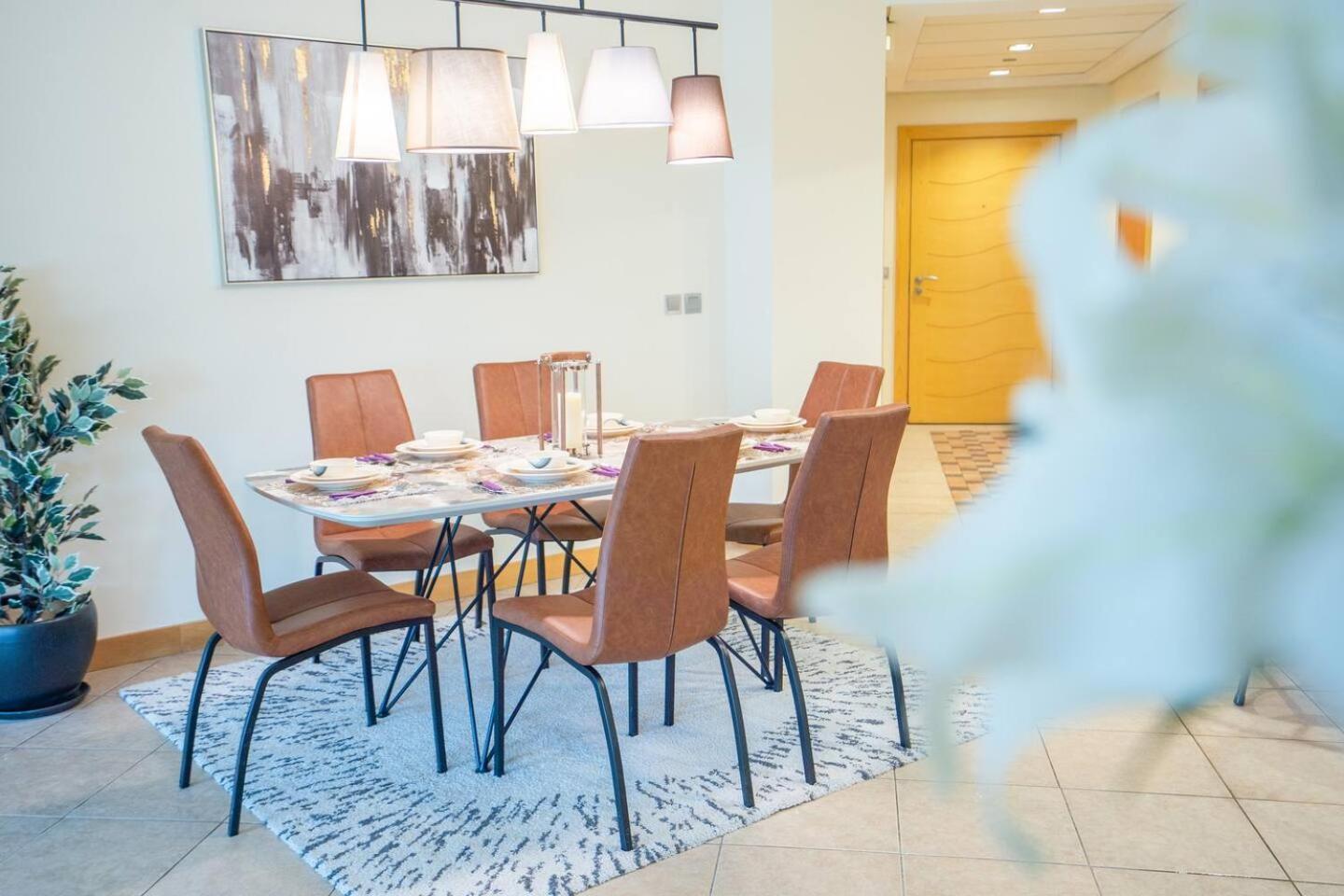 The Palm 602 4br Club Access *